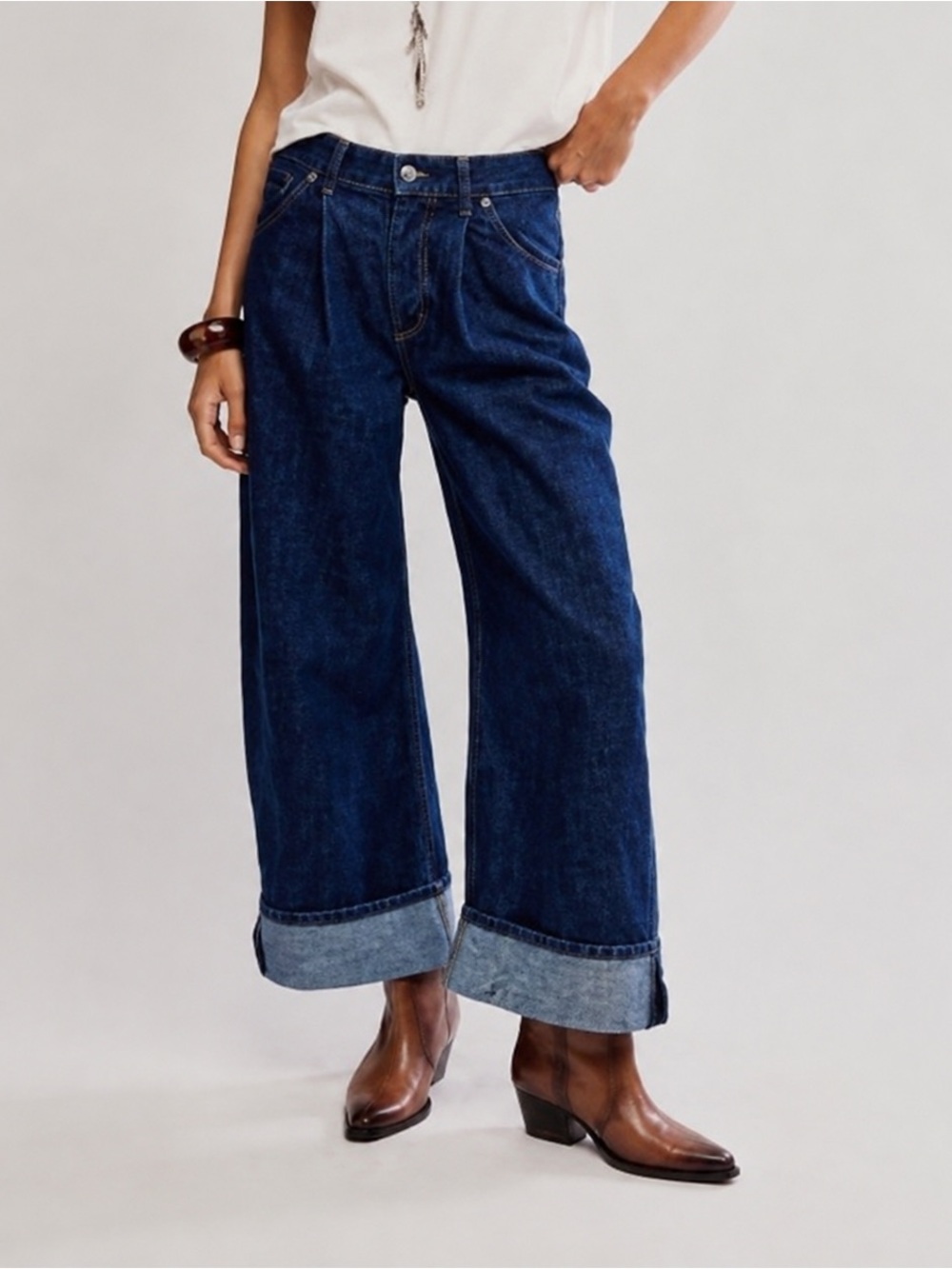 Free People Alia Wide Leg Cuff Pleated Denim Jeans Hawthorne Indigo Blue 30 Boho